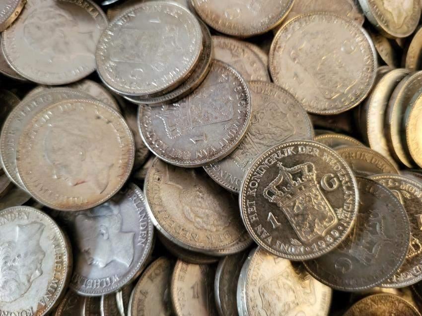 Nederland ruime halve kilo zilveren Wilhelmina Guldens