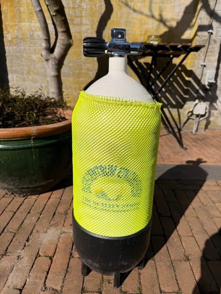 Duikfles in zeer goede staat, Watersport en Boten, Duiken, Ophalen, Zo goed als nieuw, Duikfles