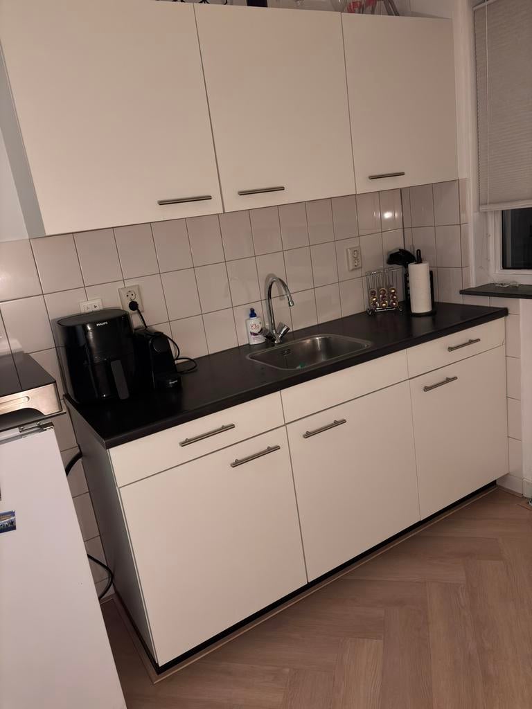 Complete bruynzeel keuken te koop. Model atlas. 1 jaar oud., Huis en Inrichting, Keuken | Complete keukens, Ophalen, Zo goed als nieuw