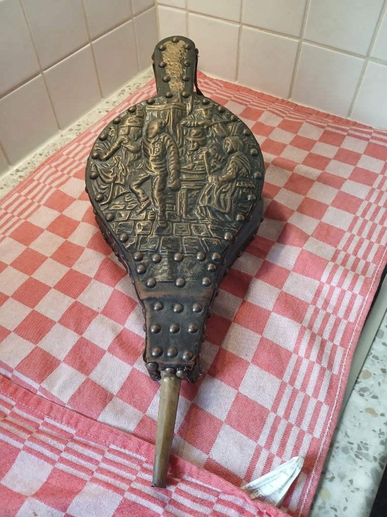 Oude blaasbalg, Ophalen of Verzenden, Gebruikt, Molen