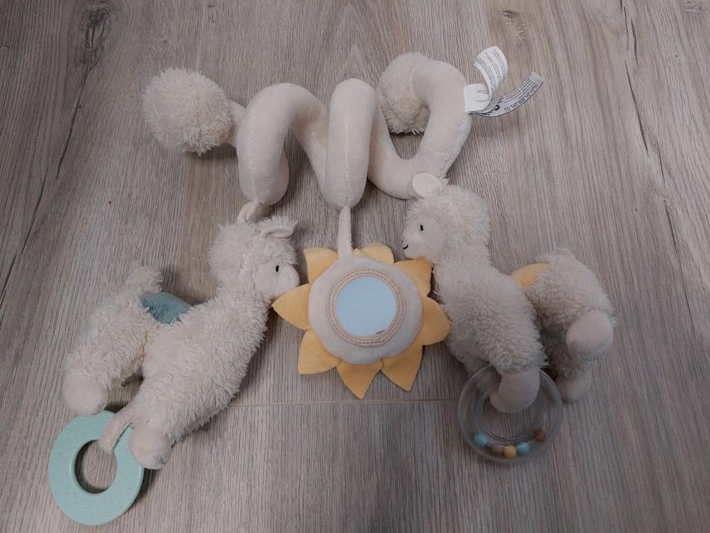 Baby speelgoed boxspiraal prenatal lama alpaca L1021, Ophalen of Verzenden, Zo goed als nieuw