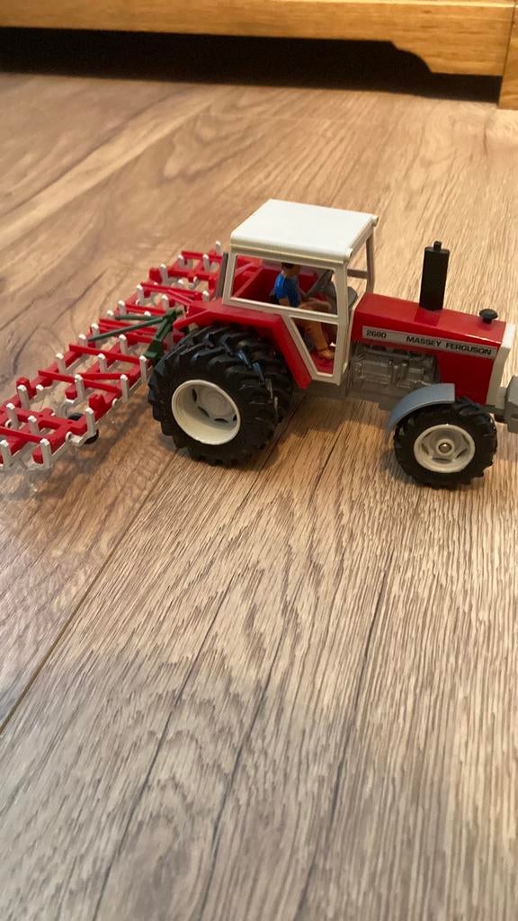 Massy Ferguson 2680, Ophalen of Verzenden, Zo goed als nieuw, Tractor of Landbouw, Britains
