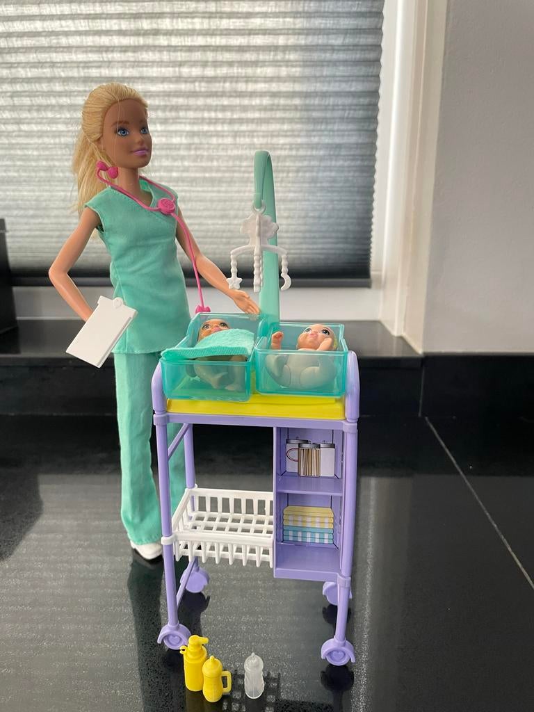 Barbie Kinderarts met Speelset, Ophalen, Gebruikt, Barbie