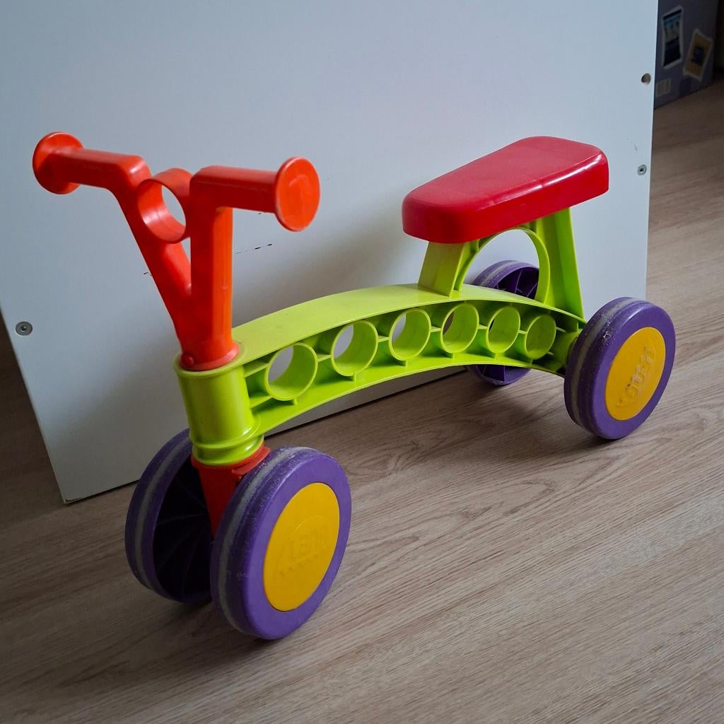 Peuter loopfiets, Kinderen en Baby's, Speelgoed | Buiten | Voertuigen en Loopfietsen, Ophalen, Gebruikt, Loopfiets