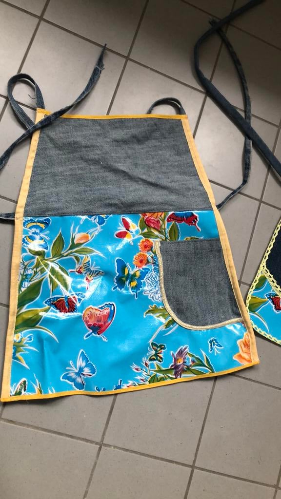 Kinderschortjes, Ophalen, Nieuw