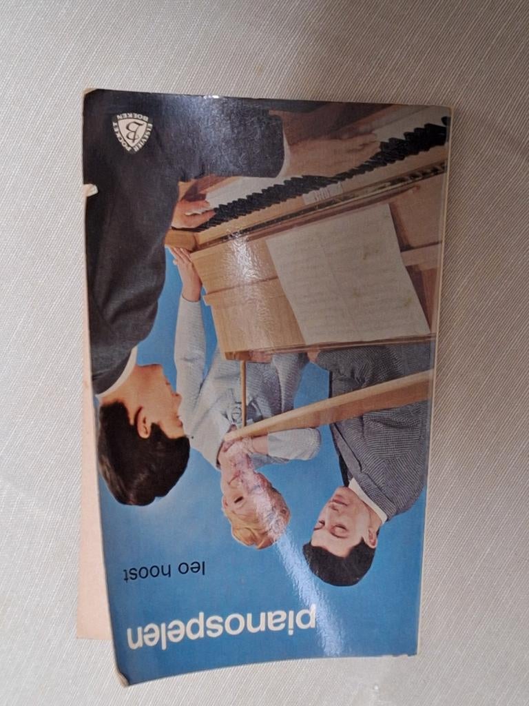Vintage leerboek pianospelen, Ophalen of Verzenden, Gelezen, Instrument, Leo Hoost