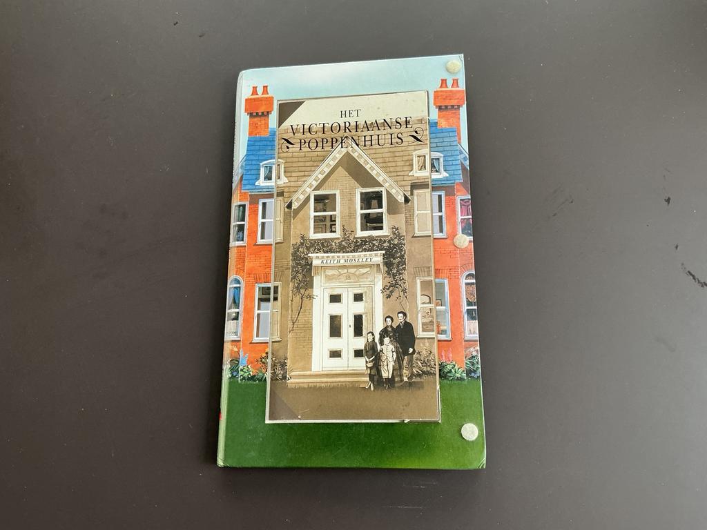 Het Victoriaanse Poppenhuis, Ophalen of Verzenden, Zo goed als nieuw, Speelkaart(en)