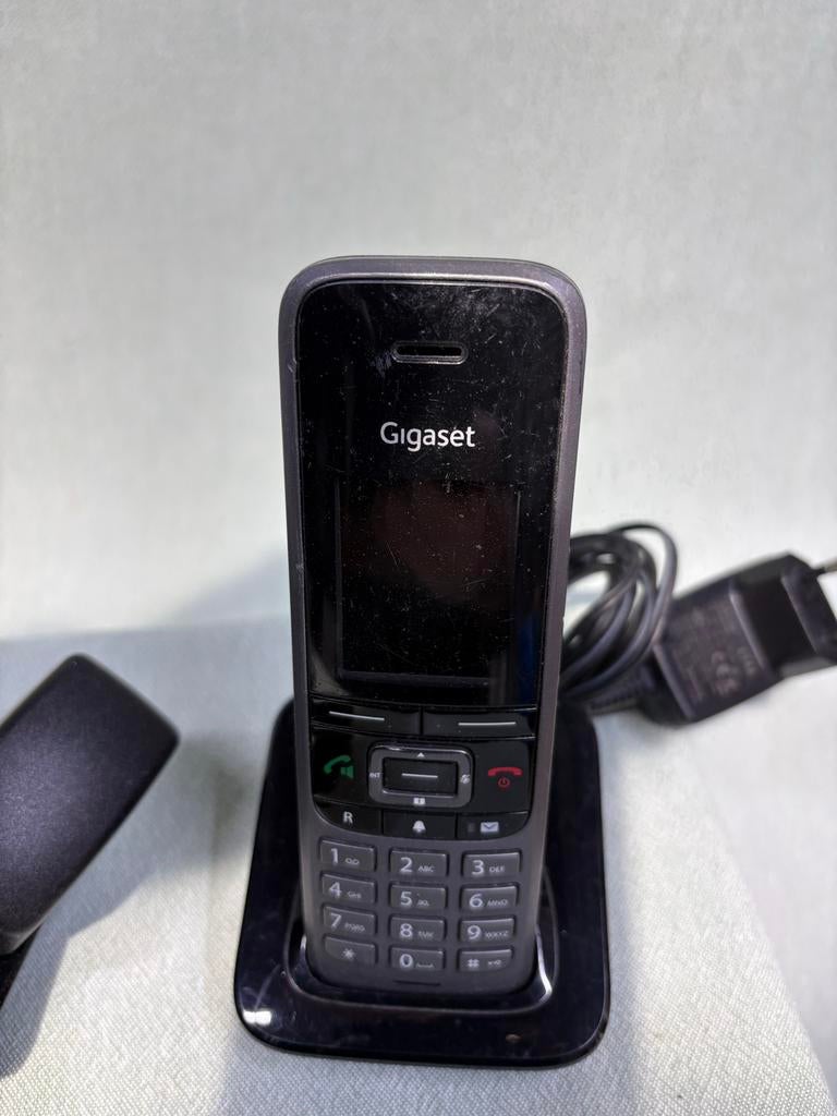 Gigaset N300A IP Draadloze Telefoon met Meerdere Handsets, Ophalen of Verzenden, Gebruikt, 4 handsets of meer, Stralingsarm