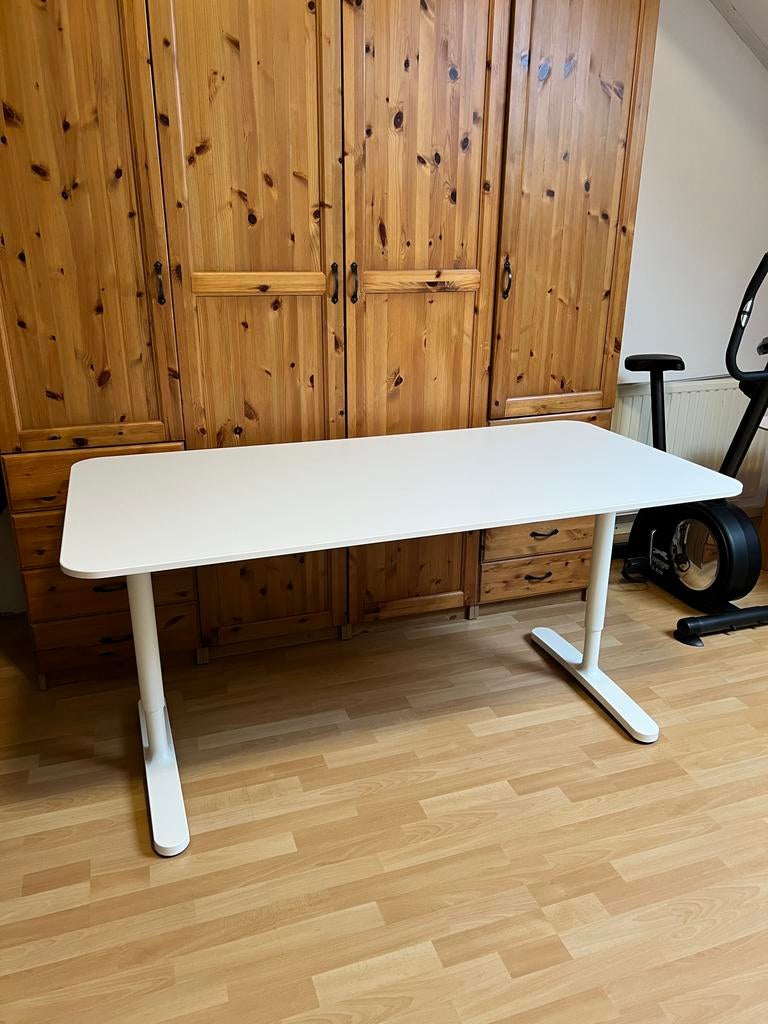 IKEA Bekant Bureau Wit 160x80 - Mooie Staat, Ophalen, In hoogte verstelbaar, Gebruikt