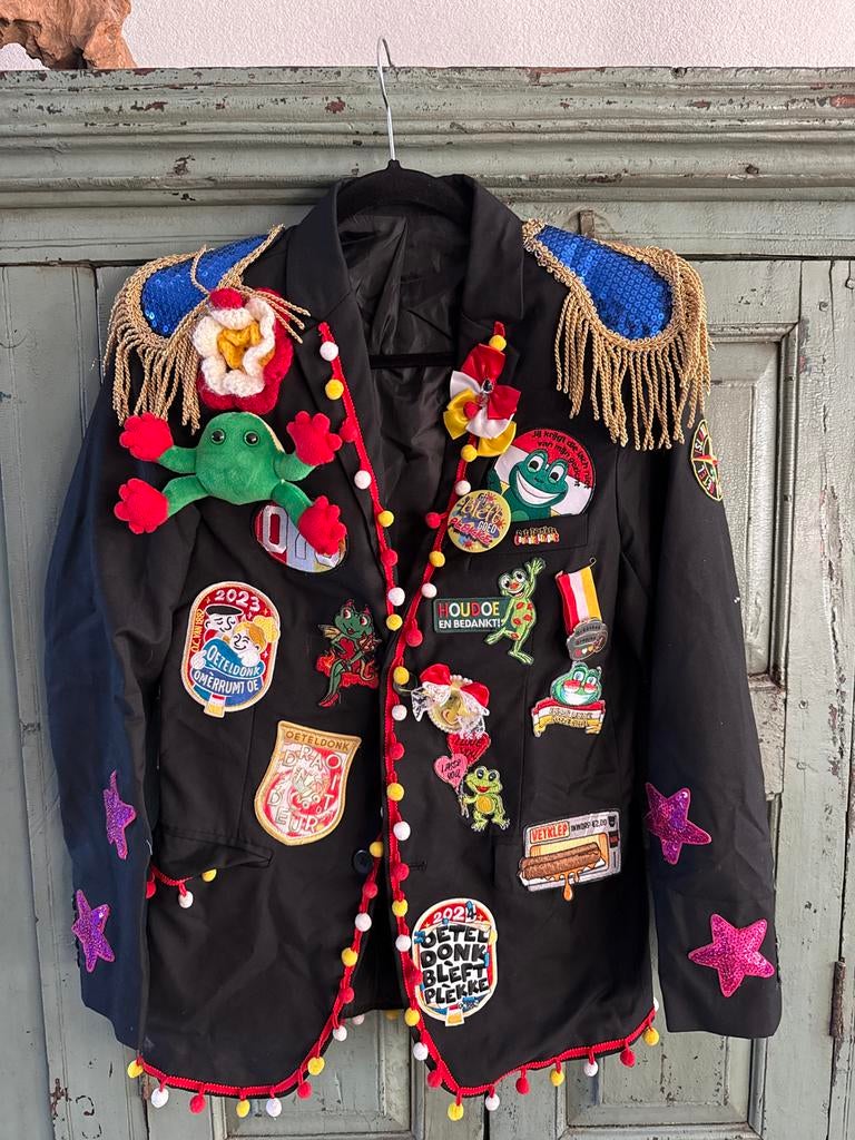 Carnavalsjas oeteldonk dames, Maat 38/40 (M), Carnaval, Ophalen of Verzenden, Zo goed als nieuw