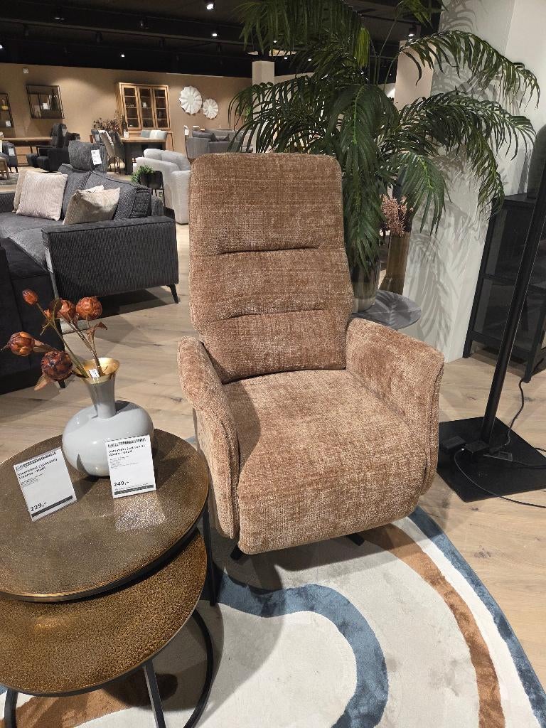 Relaxfauteuil Melody, Ophalen, Minder dan 75 cm, Zo goed als nieuw, Stof