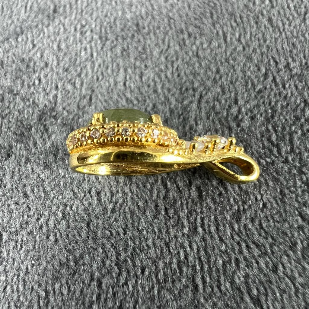 Gouden Hanger | 18k | 4g | rond Vesuvianiet | 388028, Sieraden, Tassen en Uiterlijk, Kettinghangers, Gebruikt, Overige voorstellingen