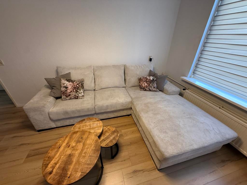 Ribstof bank beige, Huizen en Kamers, 20 tot 35 m², S-Hertogenbosch