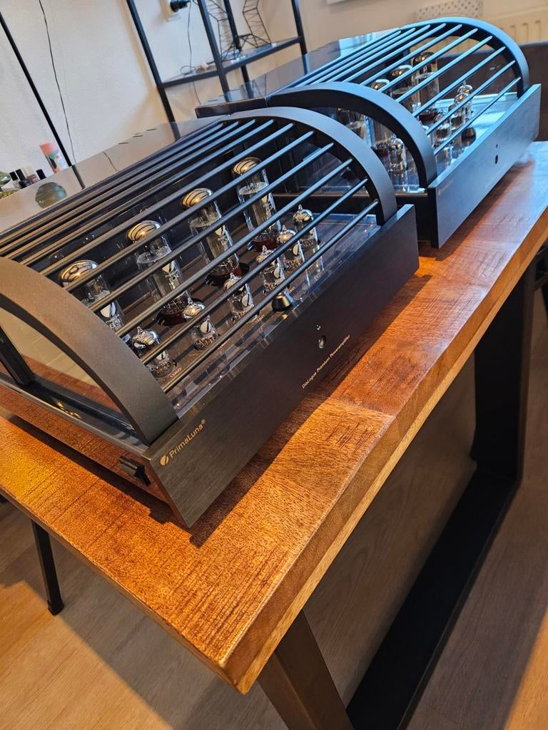 PrimaLuna Dialogue Premium powers, Ophalen