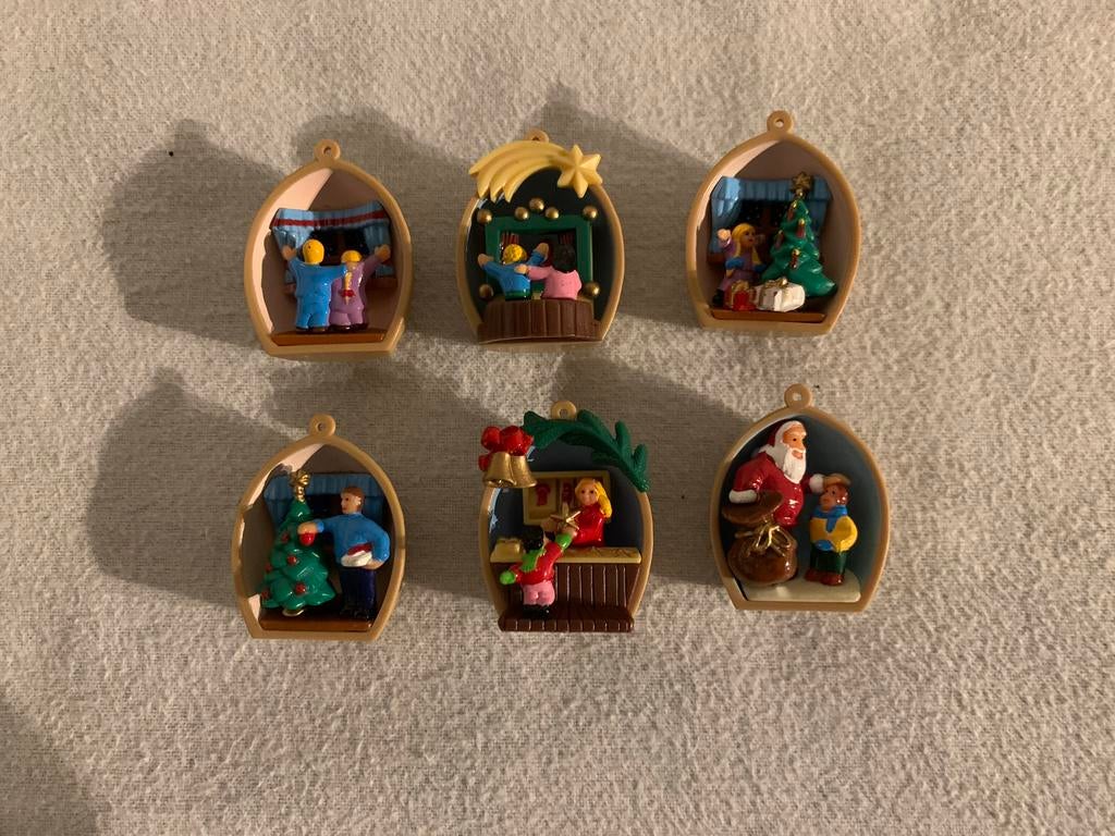 Ferrero figuren uit het verrassingsei, Ophalen of Verzenden, Zo goed als nieuw, Hardplasticfiguren