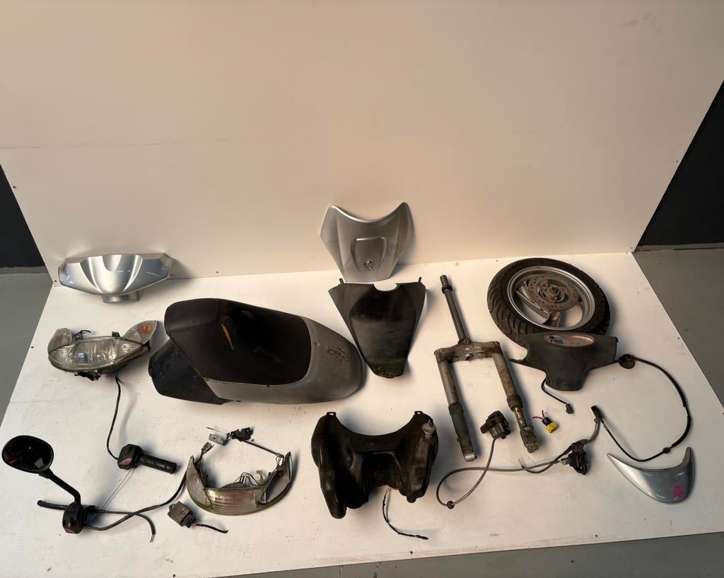 Peugeot Vivacity onderdelen, Ophalen of Verzenden, Koplamp, Peugeot