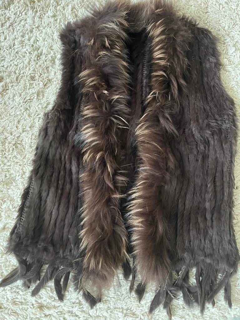 Warm Konijn Wasbeer Bont Gilet franjes bodywarmer Echt Bont, Ophalen, Zo goed als nieuw, Maat 38/40 (M), Bruin