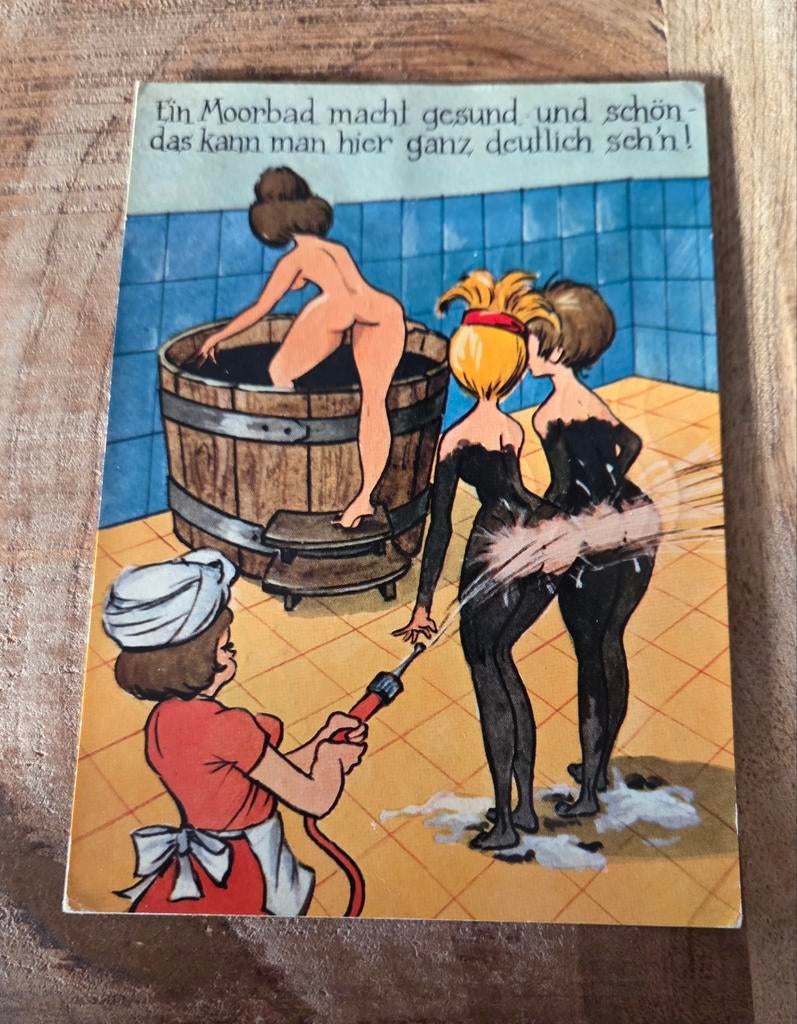 Naakte vrouw neemt modderbad - humor, Verzenden, 1960 tot 1980, Gelopen, Overige thema's