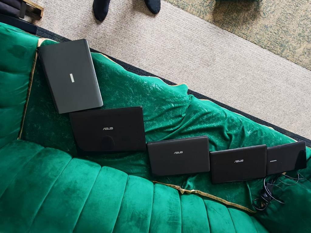 Laptop 15 per stuk, Soundbar, Minder dan 40 watt, Overige spelers, Ophalen
