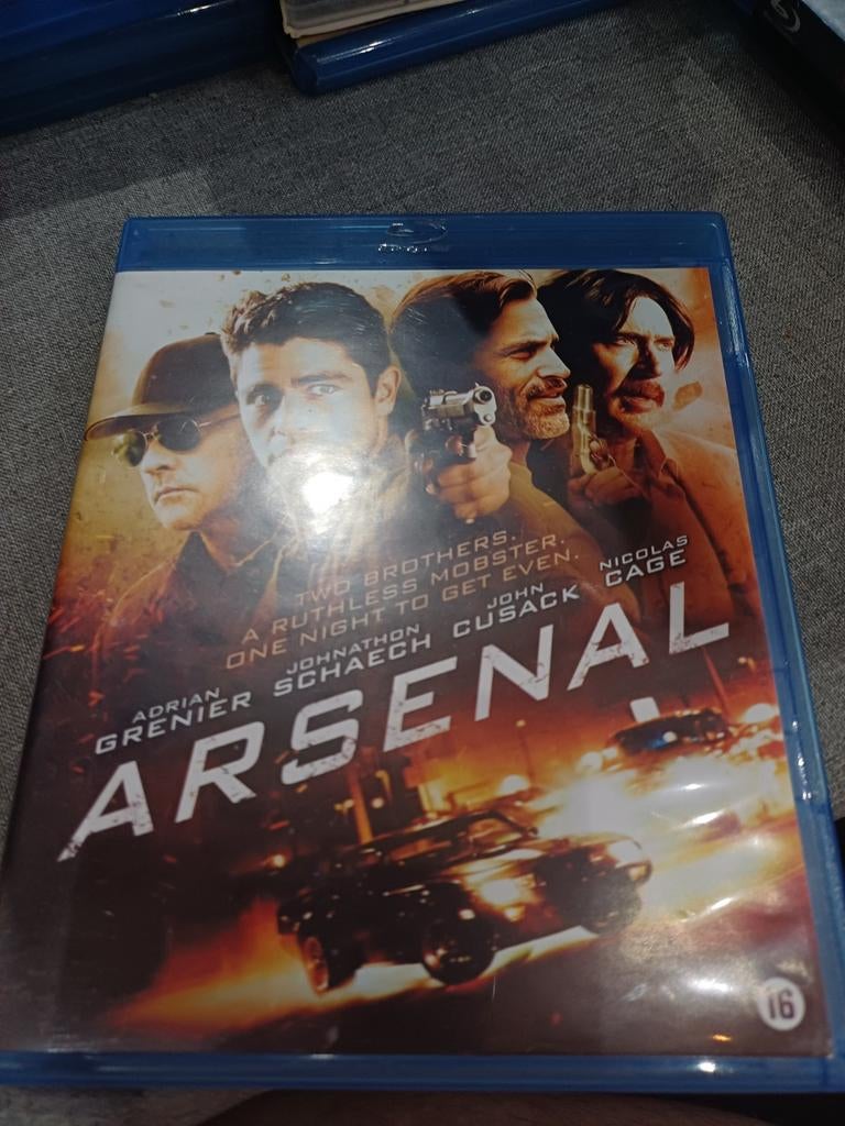 Arsenal, Verzenden, Zo goed als nieuw