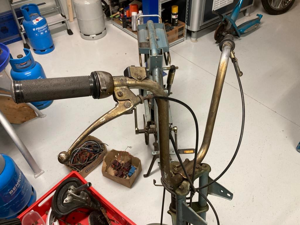 Compleet stuur jawa 210 babetta, Ophalen of Verzenden, Zo goed als nieuw, Overige typen, Overige merken