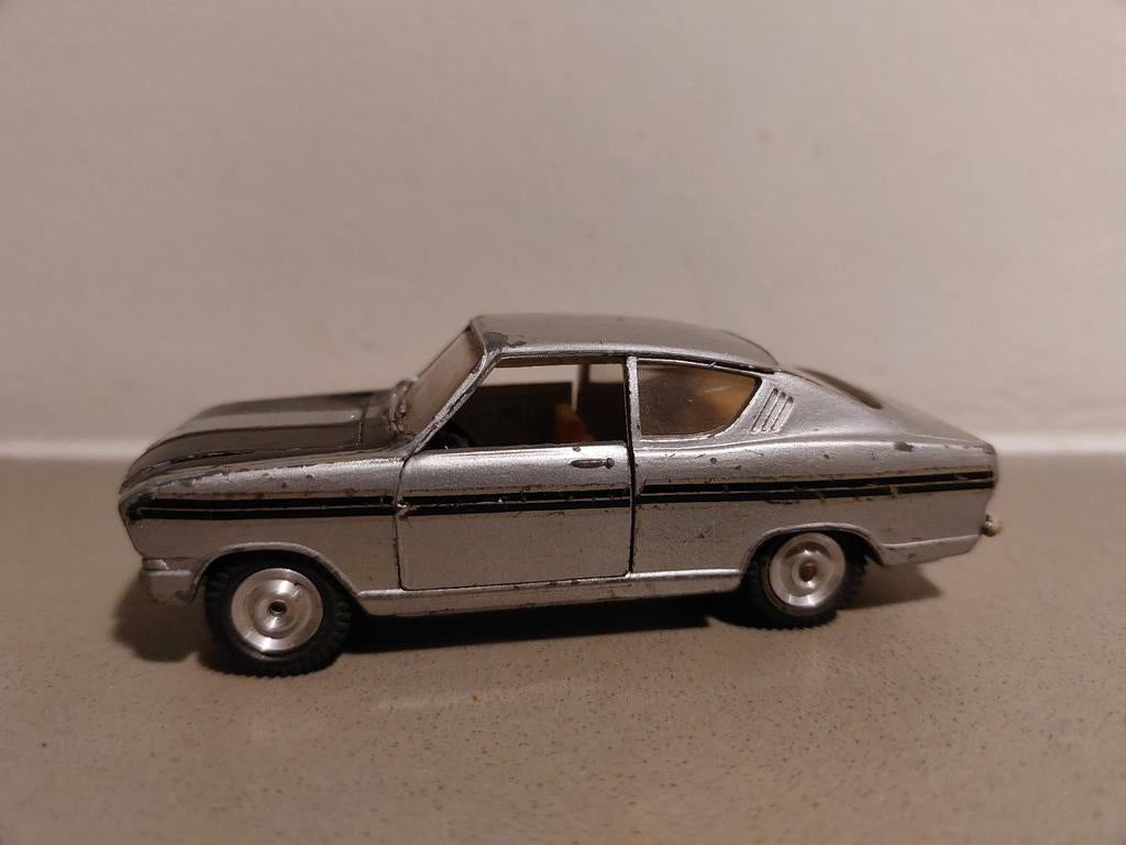 Gama Opel Kadett B Coupé Rallye – schaal 1:43 – vintage mode, Ophalen of Verzenden, Gebruikt, Auto, Overige merken