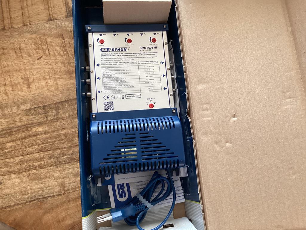 Spaun SMS 5603 NF  SAT. MULTISWITCH, Ophalen of Verzenden, Overige merken