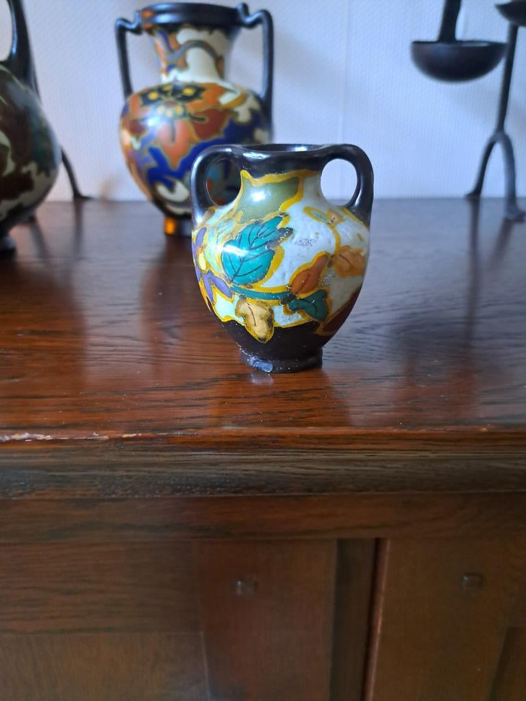 Klein vaasje met bloemmotief, Ophalen of Verzenden