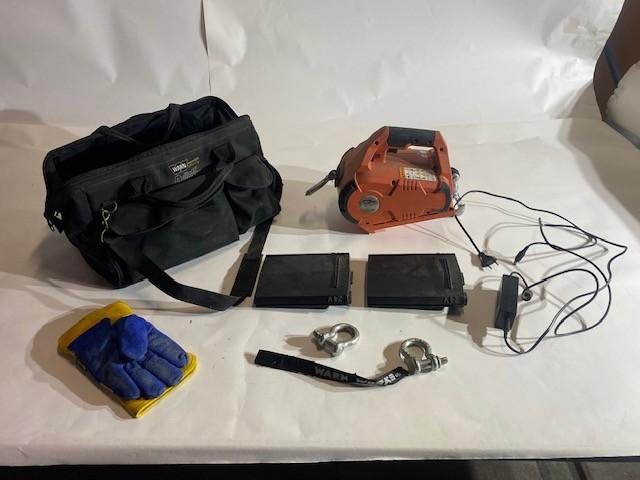 WARN PullzAll Acculier 24V elektrische Portable lier 450 KG!, Trekvaart 12, Gebruikt, Info@izi-hoogwerkerhuren.nl, Ophalen of Verzenden