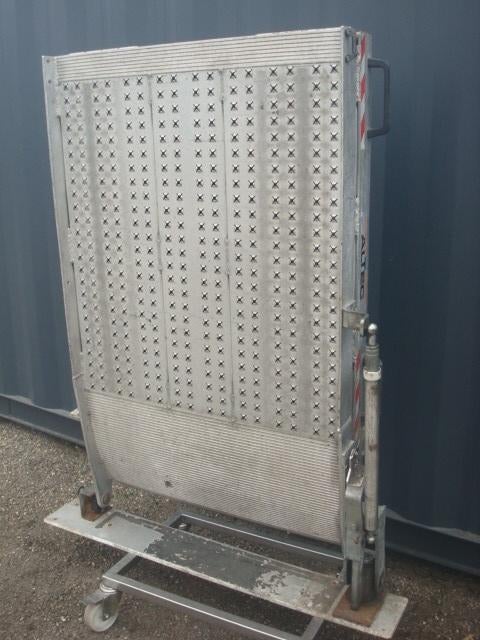 Altec Oprijplaat Bedrijfswagen Bestelbus Draaibaar, Auto diversen, Ophalen