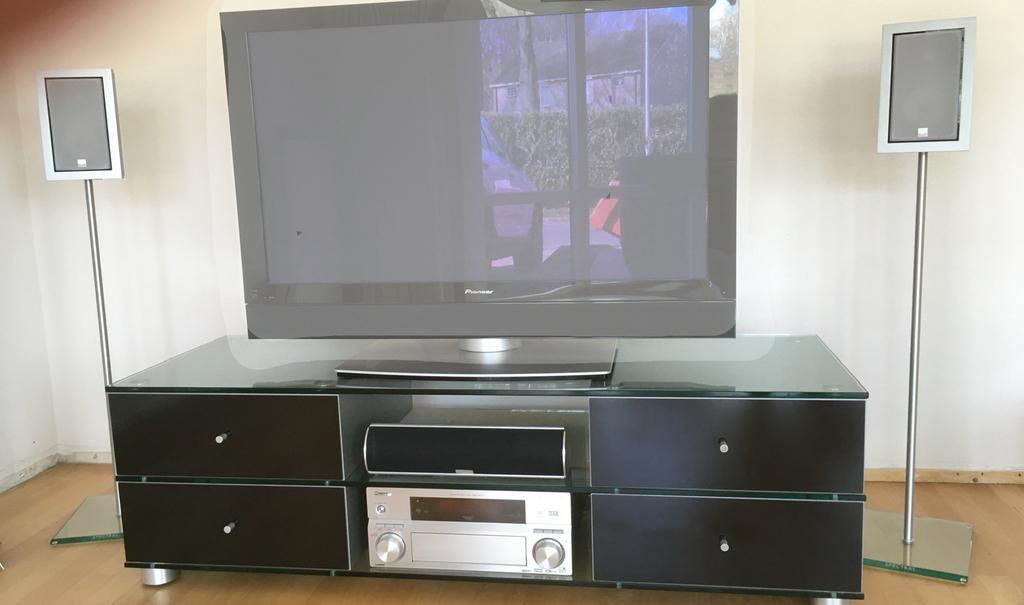 Spectral Closed 1552 AV/TV meubel Zwart hoogglans, Huis en Inrichting, Kasten | Televisiemeubels, Ophalen, Zo goed als nieuw, 25 tot 50 cm