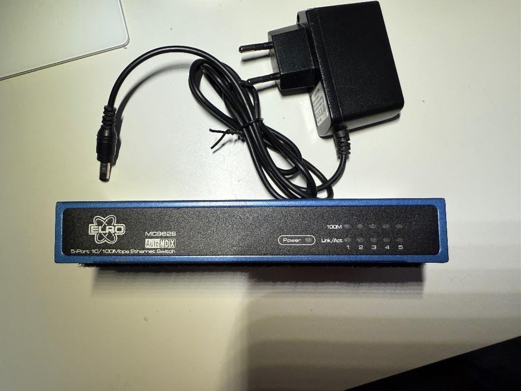 Elro 5 ports Switch, Ophalen, Zo goed als nieuw