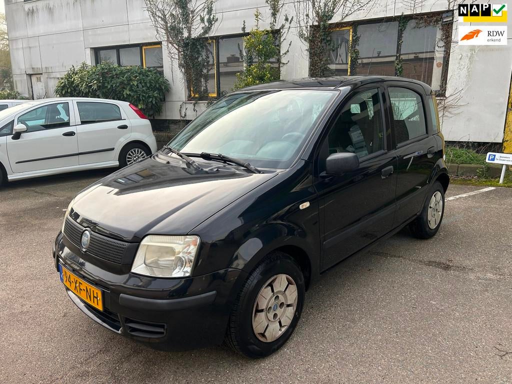 Fiat Panda 1.1i Active/ NAP, Voorwielaandrijving, Airbags, 4 stoelen, Zwart