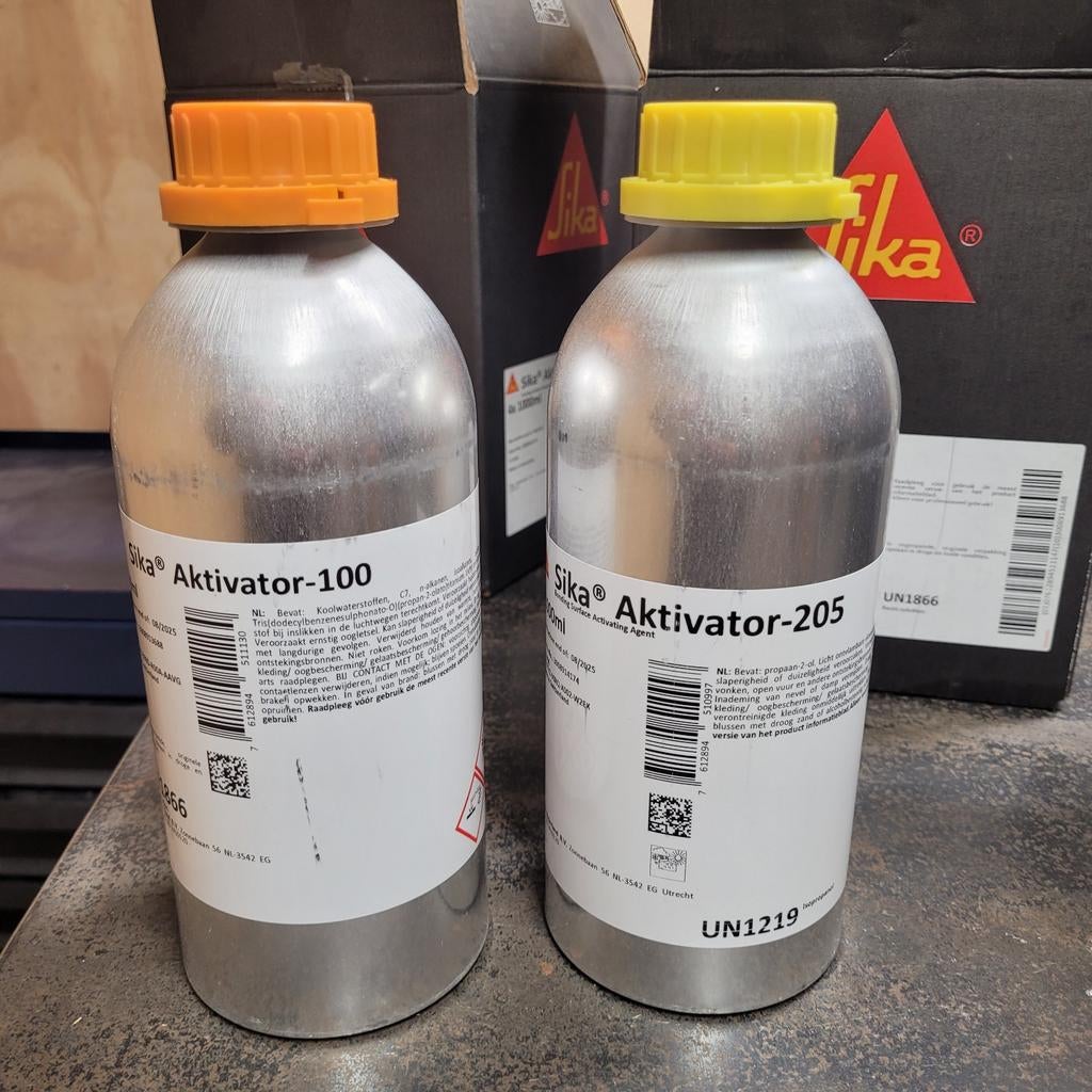 Sika Aktivator 100 en Sika Aktivator 205, Ophalen, Nieuw