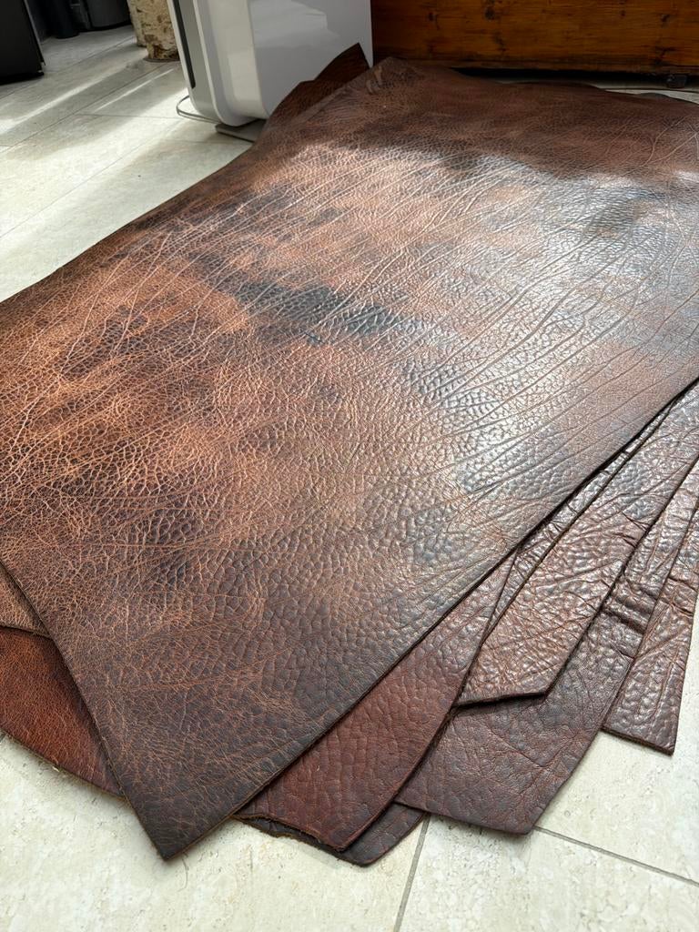 Dik tuigleer voor trapbekleding, Gebruikt, Bruin, Overige typen, Ophalen of Verzenden