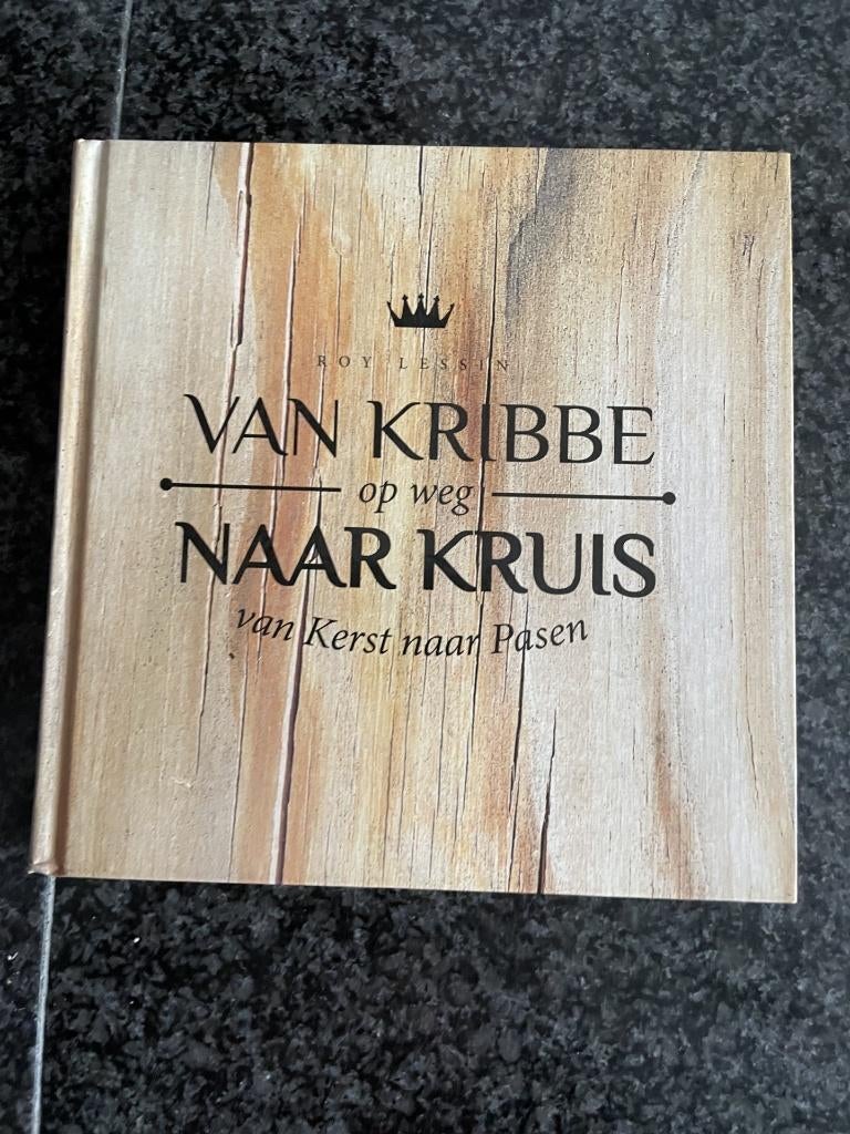 Van kribbe op weg naar kruis/van kerst naar pasen/roy lessin, Ophalen of Verzenden, Zo goed als nieuw