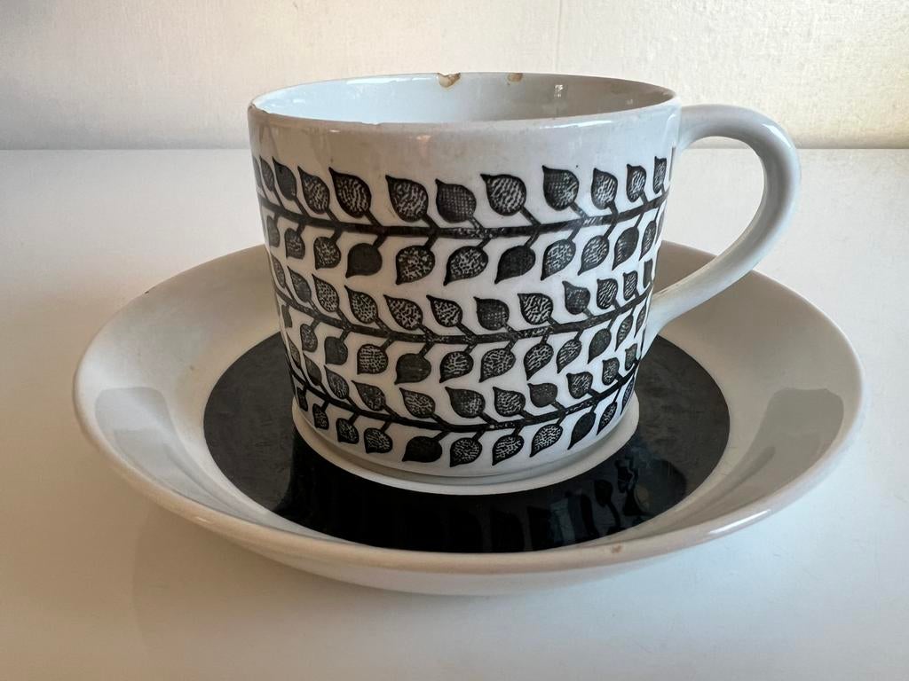 Rörstrand MIA DM Kop Schotel Zwart Hertha Bengtsson 50’s, Antiek en Kunst, Ophalen of Verzenden