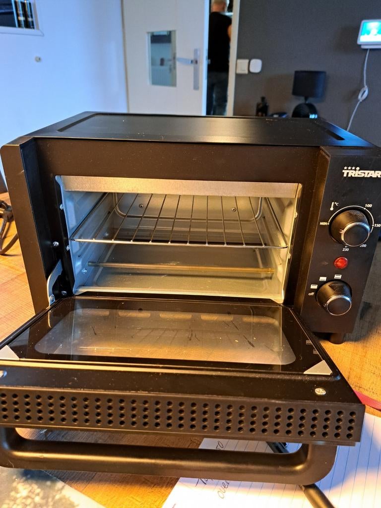 Tristar OV hetelucht oven voor camping, Ophalen