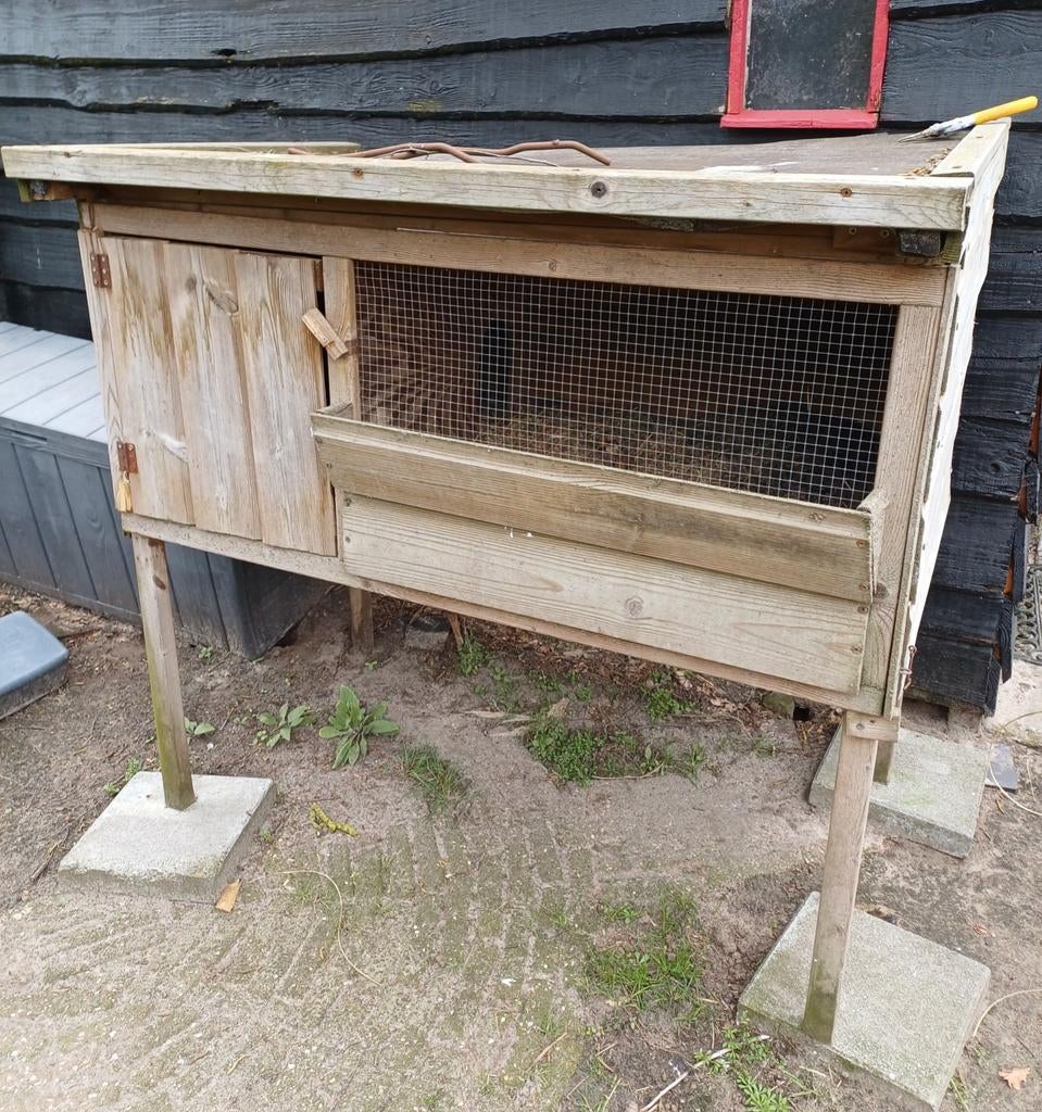 Konijnenhok., Dieren en Toebehoren, Knaagdieren en Konijnen | Hokken en Kooien, Ophalen, 90 cm of meer, Hok, 110 cm of meer
