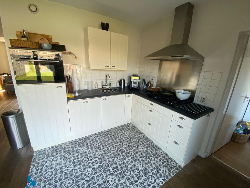 Keller keuken, Ophalen, Gebruikt, Wit, Hoekkeuken