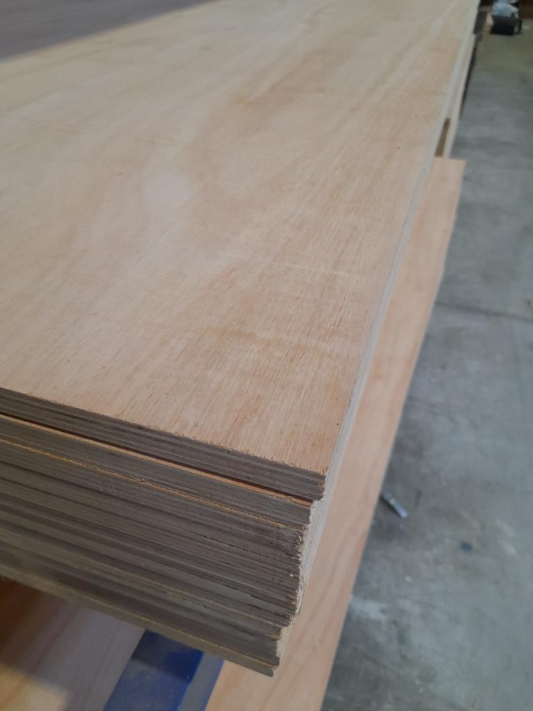 Meranti multiplex platen (*), Doe-het-zelf en Verbouw, Platen en Panelen, Nieuw