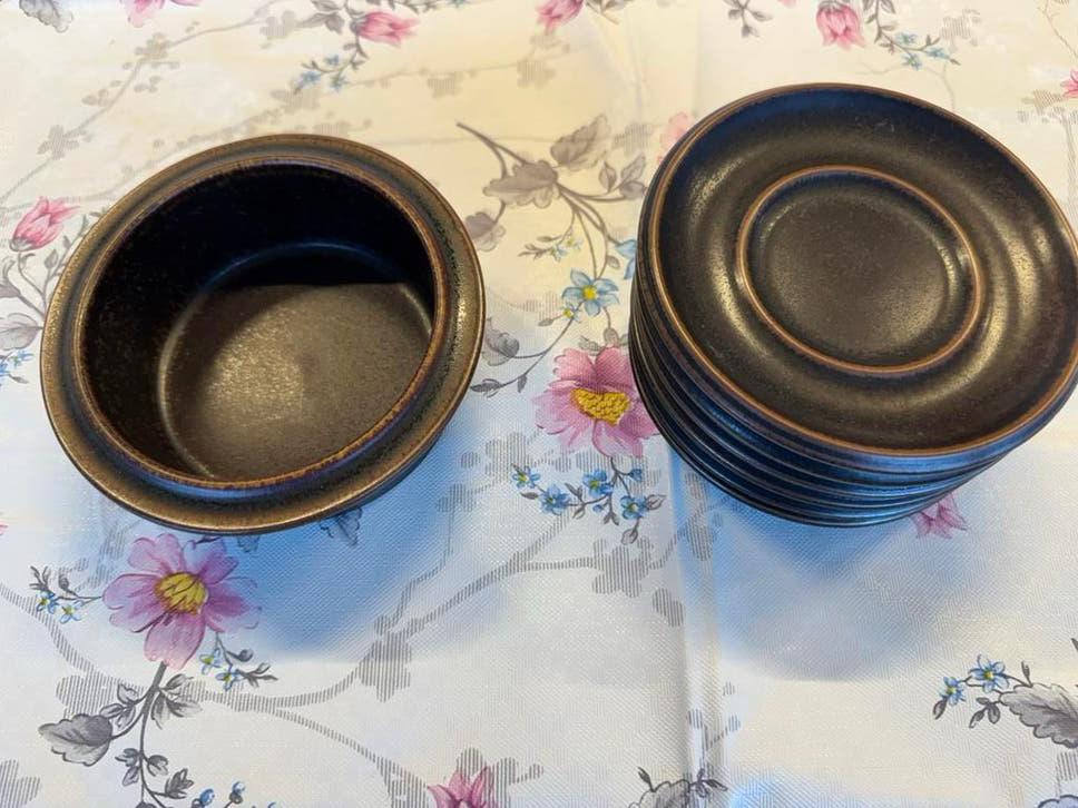 Klein schaaltje met 6 schotels van Arabia Ruska, Ophalen, Keramiek, Overige stijlen, Schaal of Schalen