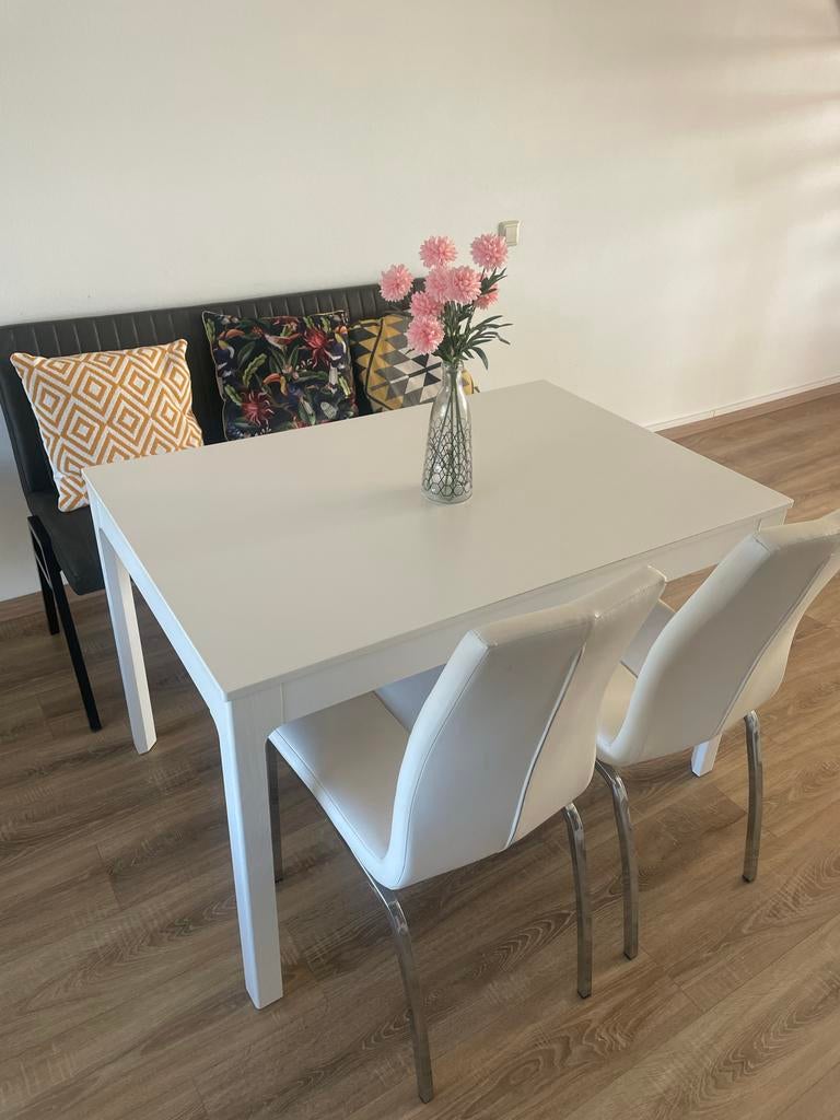 Witte uitschuifbare eettafel IKEA 120-180x80 cm, Huis en Inrichting, Tafels | Eettafels, Overige materialen, Gebruikt, 100 tot 150 cm