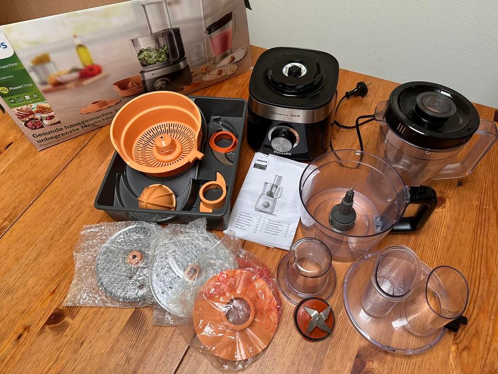 Foodprocessor keukenmachine philips 850w, Ophalen, 1 tot 2 liter, 3 snelheden of meer, Zo goed als nieuw