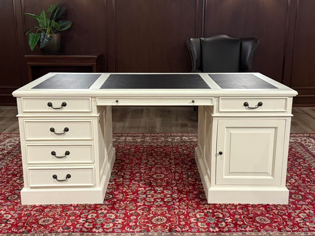 Klassiek Engels bureau (partnerdesk) #639, Huis en Inrichting, Bureaus, Ophalen of Verzenden, Zo goed als nieuw