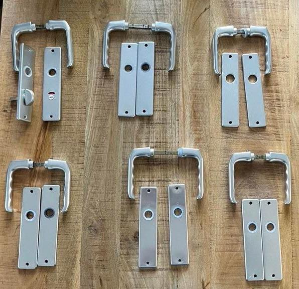 6 sets Hoppe aluminium deurbeslag, Doe-het-zelf en Verbouw, Hang- en Sluitwerk, Gebruikt, Klink of Kruk, Overige materialen, Ophalen of Verzenden