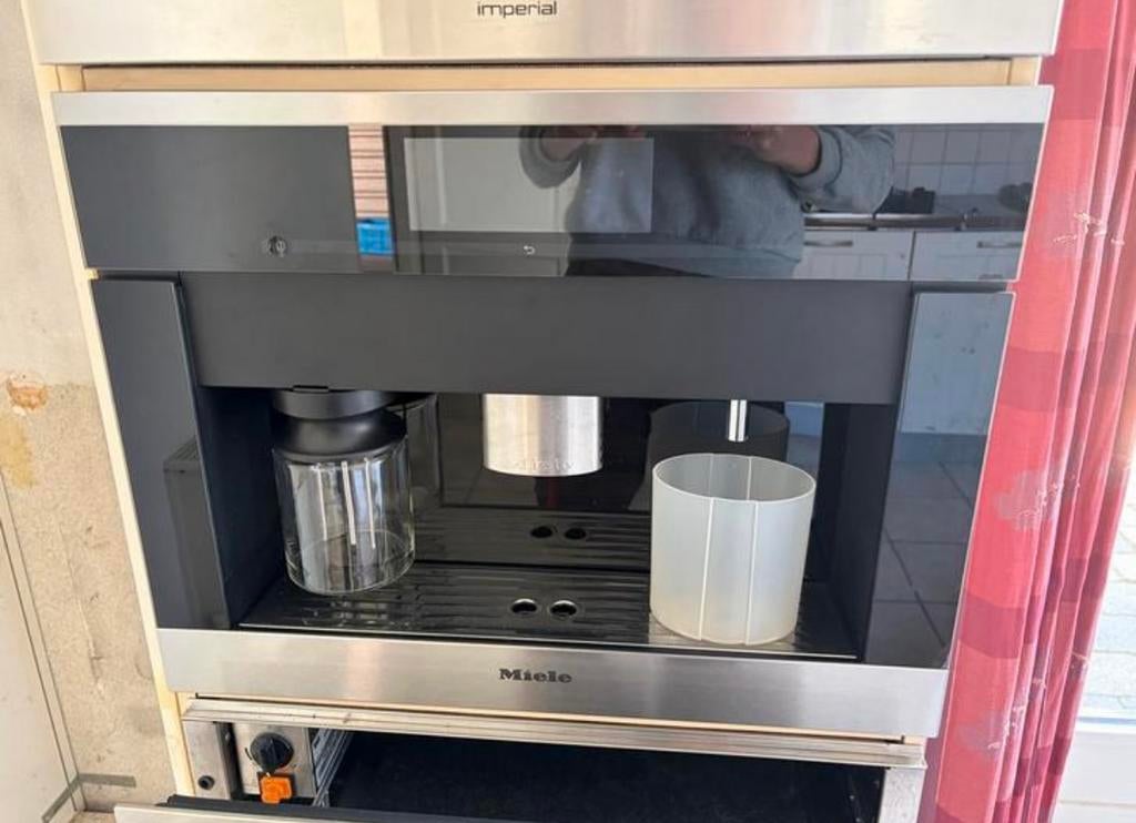 Miele CVA 6800 Inbouw Koffiemachine - Zo goed als nieuw, Afneembaar waterreservoir, 10 kopjes of meer, Koffiemachine, Gemalen koffie
