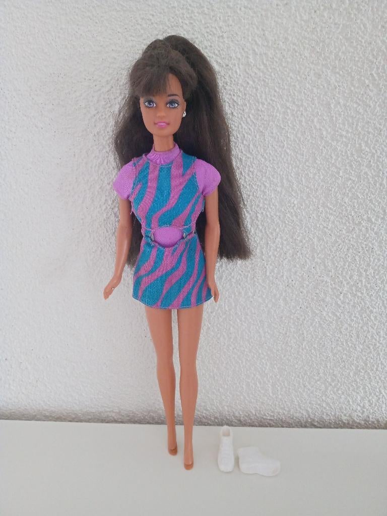 Barbie Moovin' Groovin' #17716 - TERESA uit 1998, Verzamelen, Poppen, Ophalen of Verzenden, Gebruikt, Pop