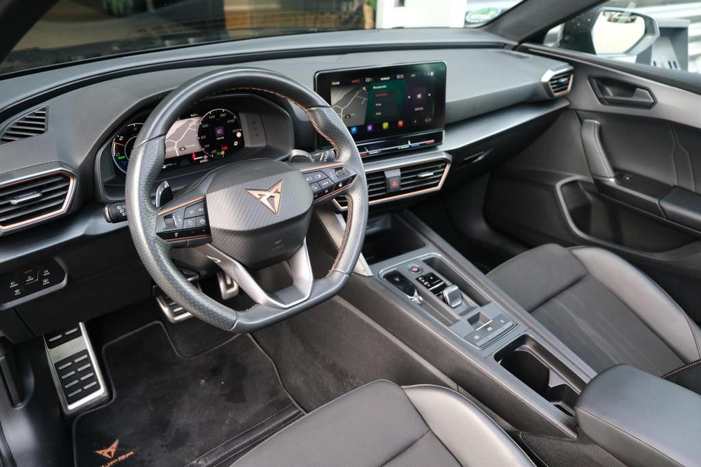 CUPRA Leon Sportstourer 1.4 e-Hybrid 204PK Pano Navi Cam ACC, 77 km/l, Gebruikt, Zwart, 4 cilinders