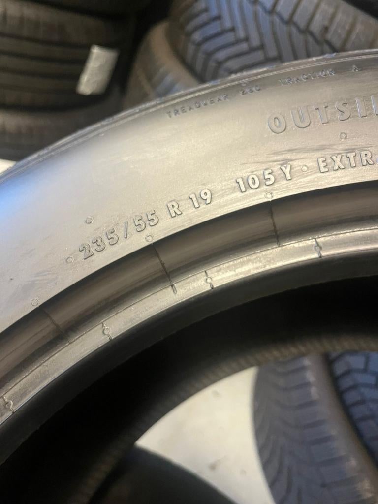 2x 235/55R19 Typhoon Zomerbanden, Gebruikt, Onbekend, 235 mm, Onbekend
